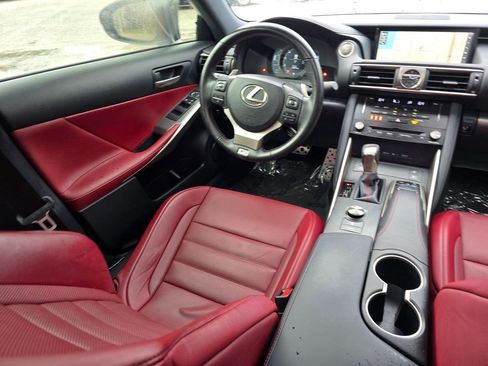 Used 2017 Lexus IS 200t RWD image 36