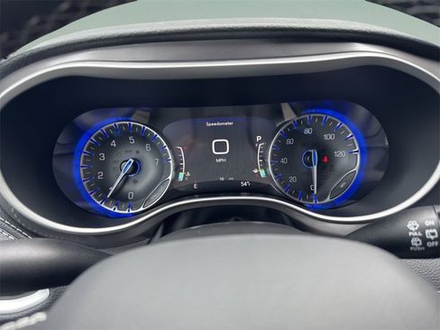 New 2026 Chrysler Pacifica Select image 16