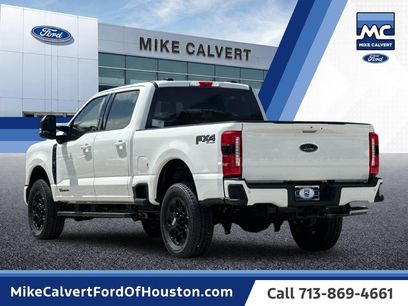 New 2026 Ford F250 Lariat w/ Black Appearance Package