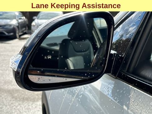 Used 2022 Chevrolet Bolt EUV Premier w/ Sun & Sound Package image 8