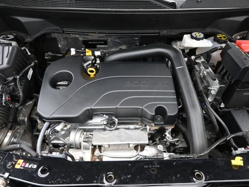 Used 2025 Chevrolet Equinox LT w/ Convenience Package II image 19