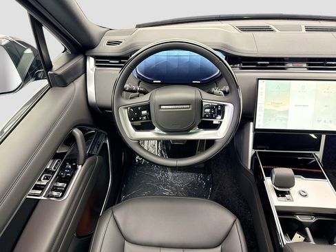 New 2026 Land Rover Range Rover SE image 10