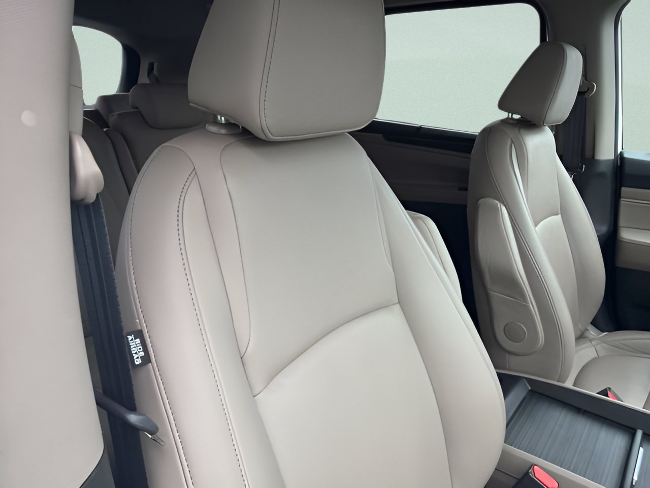 Used 2024 Honda Odyssey Touring image 8