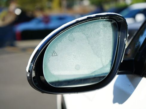 Used 2023 Genesis GV60 Performance image 13