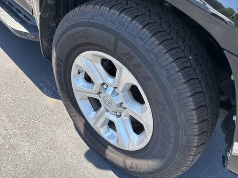 Used 2015 Toyota 4Runner SR5 RWD image 9