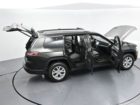 Used 2023 Jeep Grand Cherokee L Limited AWD/4WD image 48