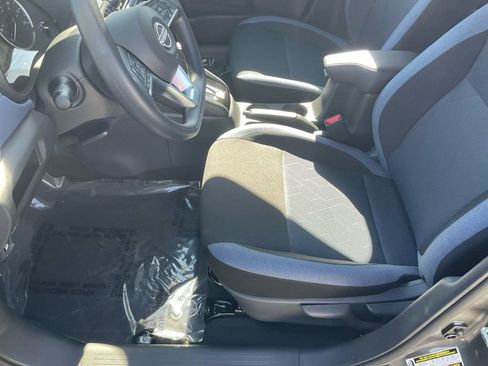 New 2025 Nissan Versa SV w/ Trunk Package image 13