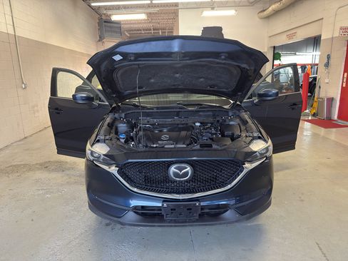 Used 2017 MAZDA CX-5 Grand Touring w/ Premium Package AWD/4WD image 10