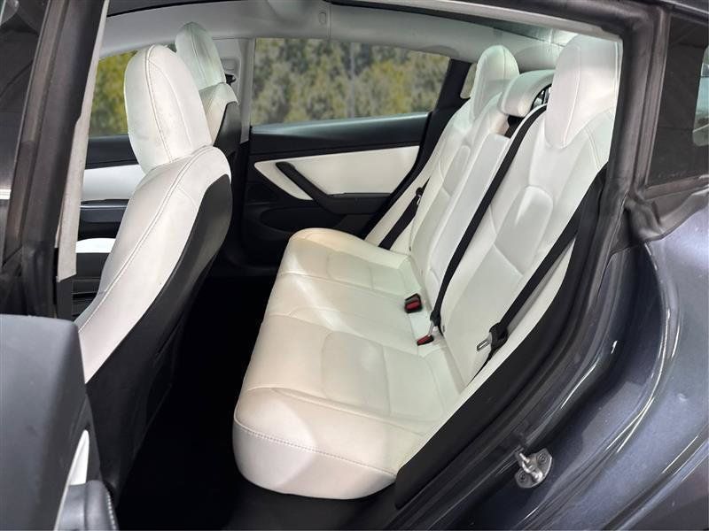 Used 2021 Tesla Model 3 Standard Range Plus RWD image 10