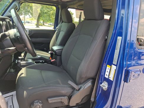 Used 2018 Jeep Wrangler Unlimited Sport S AWD/4WD image 13