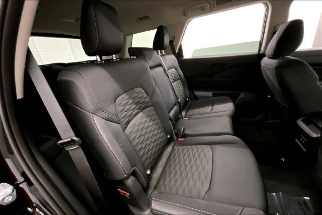 New 2026 Nissan Pathfinder SV FWD image 36