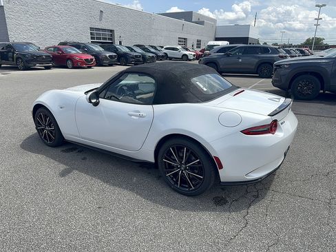 New 2026 MAZDA MX-5 Miata Grand Touring w/ Appearance Package RWD image 12