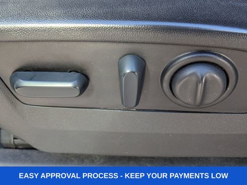 Used 2023 Chevrolet Silverado 2500 LT w/ Convenience Package image 23