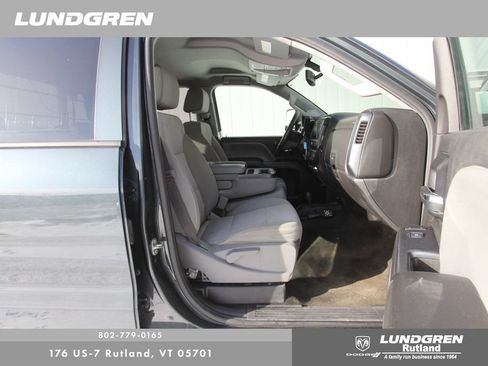 Used 2018 Chevrolet Silverado 2500 W/T w/ WT Convenience Package AWD/4WD image 9