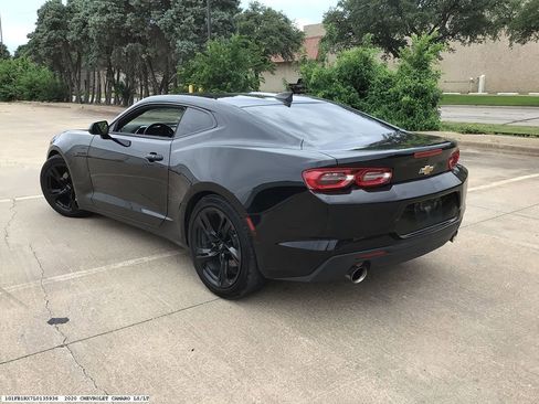 Used 2020 Chevrolet Camaro LT RWD image 6