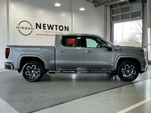 Used 2026 GMC Sierra 1500 SLT w/ SLT Premium Package image 33