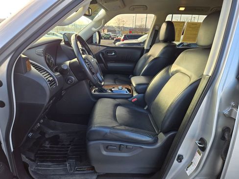 Used 2022 Nissan Armada SL w/ Captain's Chairs Package image 15