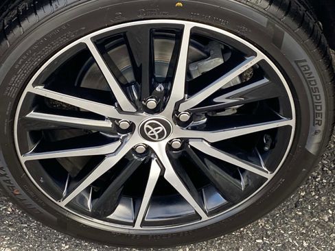 Used 2023 Toyota Camry SE image 26