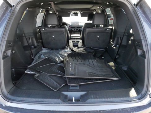 Certified 2025 Honda Pilot Black Edition image 20