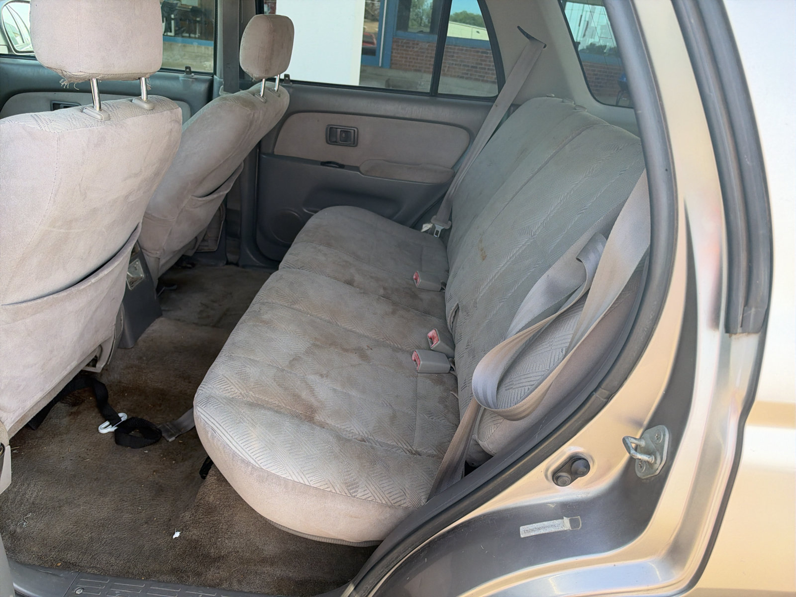 Used 2002 Toyota 4Runner SR5 RWD image 11