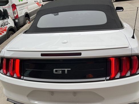 Used 2018 Ford Mustang GT Premium w/ Equipment Group 401A RWD image 8