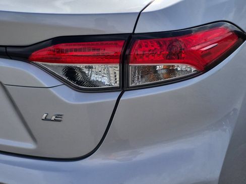 Certified 2025 Toyota Corolla LE FWD image 22