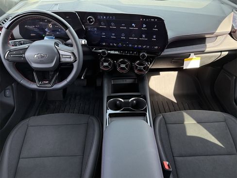 New 2026 Chevrolet Blazer EV RS image 10