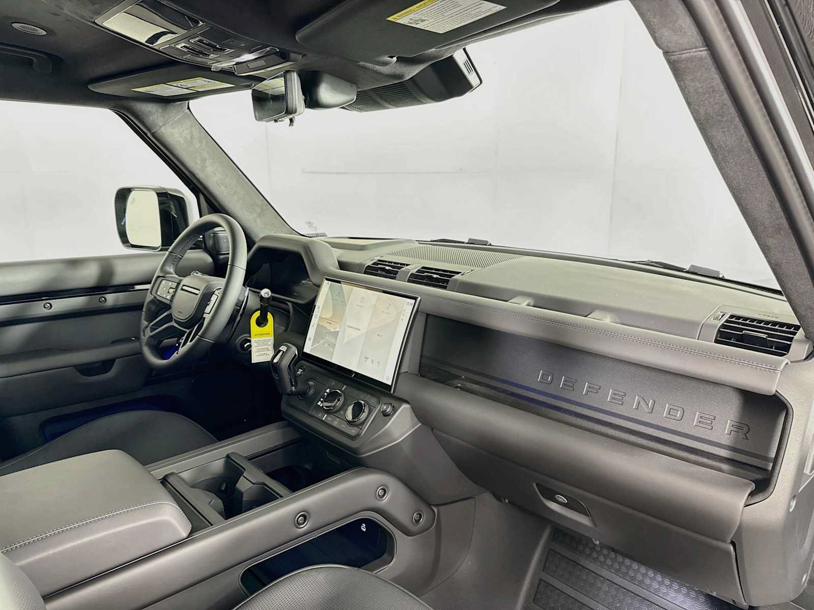 New 2026 Land Rover Defender 110 OCTA AWD/4WD image 28