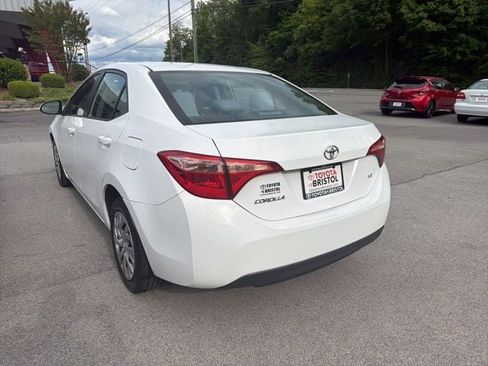 Used 2018 Toyota Corolla LE FWD image 6