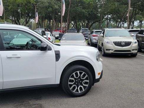 Used 2024 Ford Maverick Lariat image 15