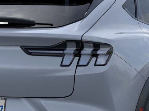 New 2025 Ford Mustang Mach-E Select w/ Interior Protection Package image 21