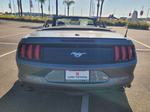 Used 2023 Ford Mustang Premium RWD image 5