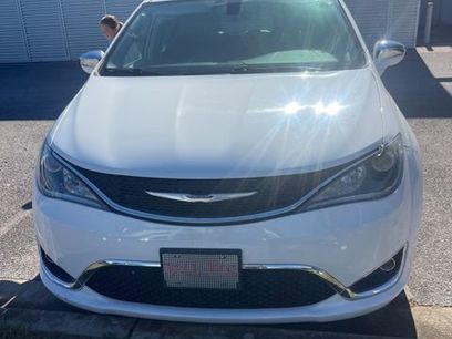 Used 2020 Chrysler Pacifica Limited