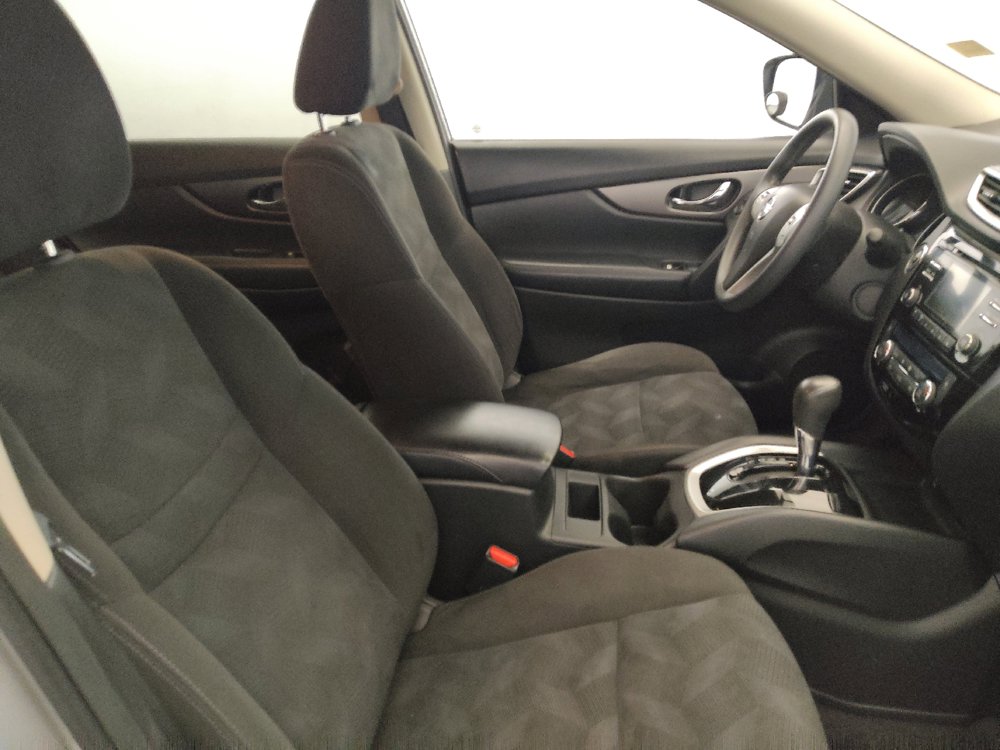 Used 2015 Nissan Rogue SV AWD/4WD image 21