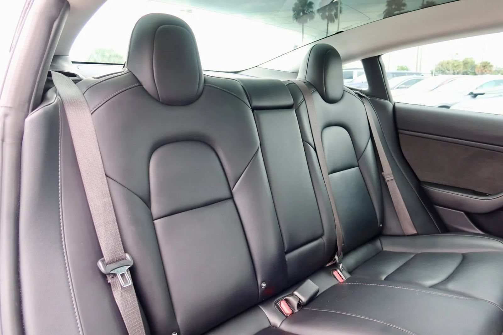 Used 2018 Tesla Model 3 Long Range AWD/4WD image 18