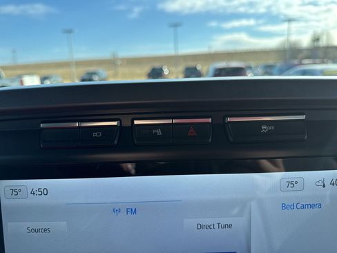 Used 2022 Ford F150 Lariat w/ Equipment Group 502A High image 19