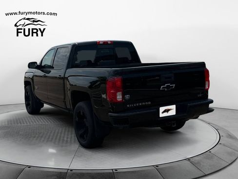 Used 2017 Chevrolet Silverado 1500 LTZ Z71 w/ Realtree Edition AWD/4WD image 5