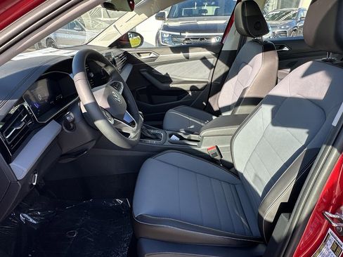 New 2026 Volkswagen Jetta SE FWD image 15