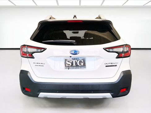 Used 2024 Subaru Outback Touring XT AWD/4WD image 5