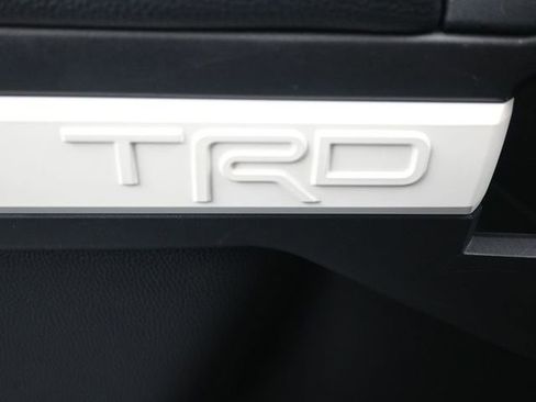 Used 2024 Toyota Tacoma TRD Off-Road image 6