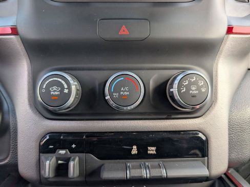 Used 2022 RAM 1500 Rebel AWD/4WD image 18