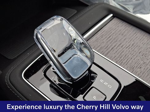 New 2026 Volvo XC90 T8 Ultra w/ Protection Package Premier AWD/4WD image 12