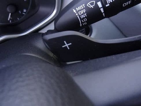 Used 2023 Toyota Corolla SE image 19