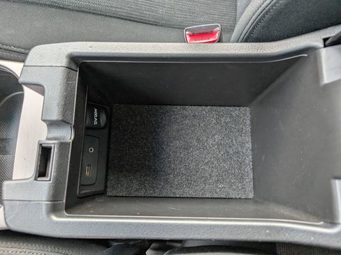 Used 2014 Subaru Outback 2.5i Premium image 32