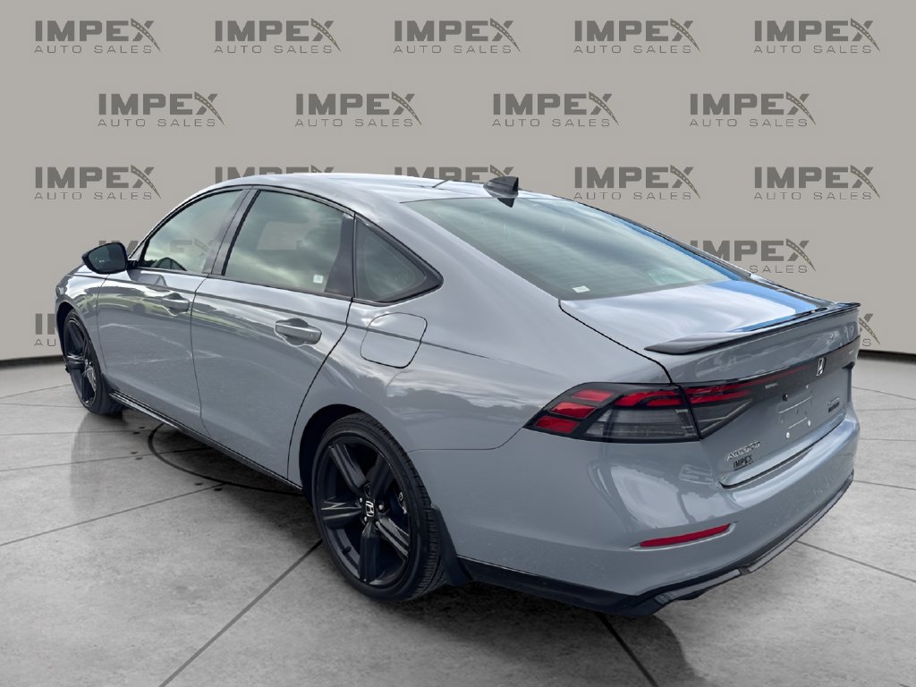Used 2025 Honda Accord Sport image 3