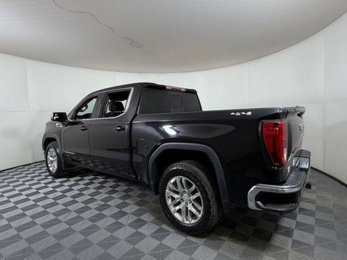 Used 2020 GMC Sierra 1500 SLE w/ SLE Value Package AWD/4WD image 3