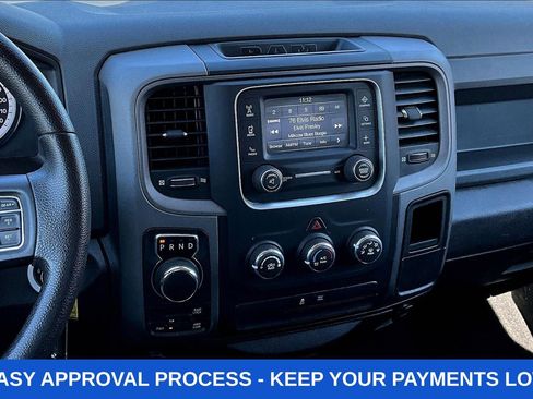Used 2017 RAM 1500 Express AWD/4WD image 13