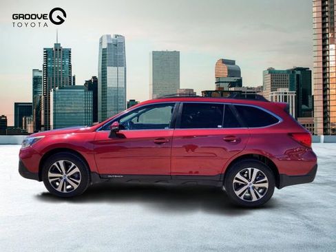 Used 2018 Subaru Outback 3.6R Limited AWD/4WD image 2