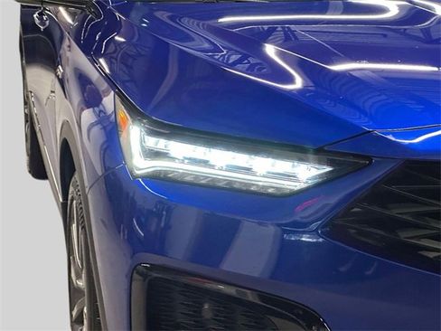 Used 2025 Acura MDX A-Spec image 9