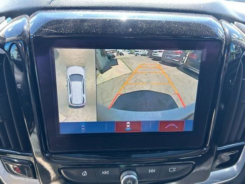 Used 2019 Chevrolet Traverse Premier w/ Redline Edition FWD image 18